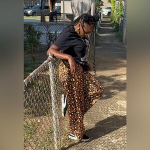 NWOT Express X Ladygang Cheetah Print Straight Leg size 2